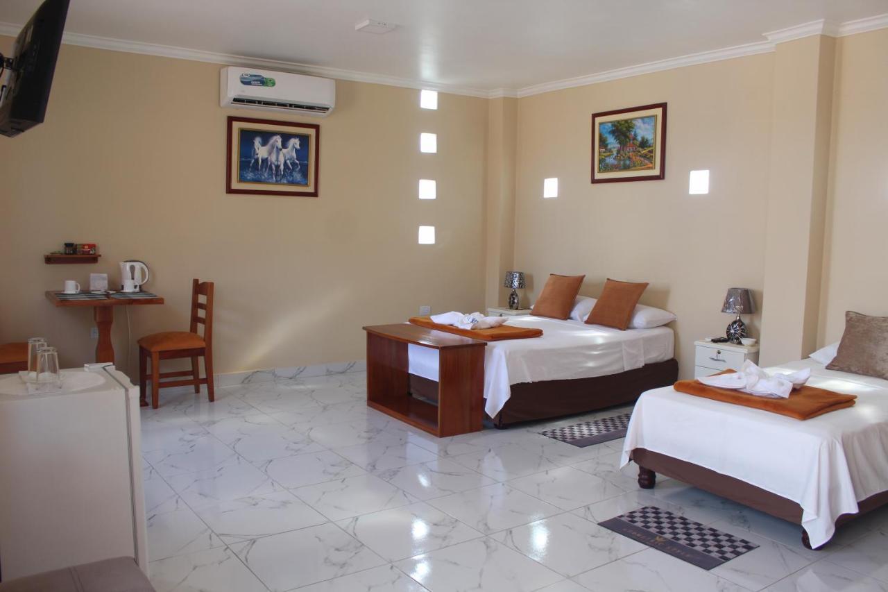 Hostal Romy Puerto Baquerizo Moreno Exterior foto